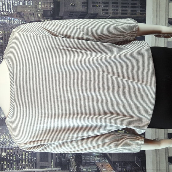 White Stags sz M Cotton Blend Striped Floral Shimmering Top with Elastic Waist - Picture 3 of 6